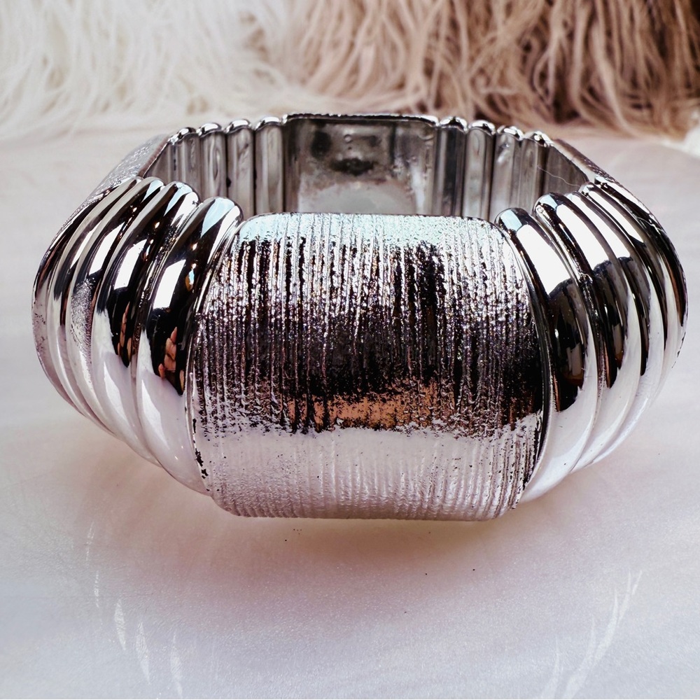 Chunky Silvertone Statement Stretch Bracelet - image 4